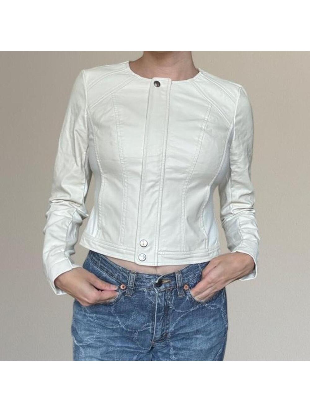 Fitted faux leather jacket from Guess. Size XS.